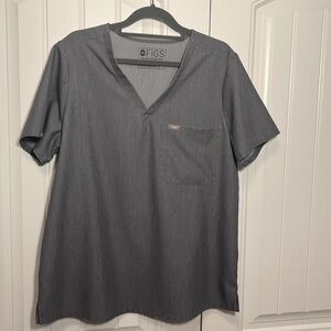 FIGS Catarina Graphite Grey One-Pocket Women’s B-Neck Scrub Top Large